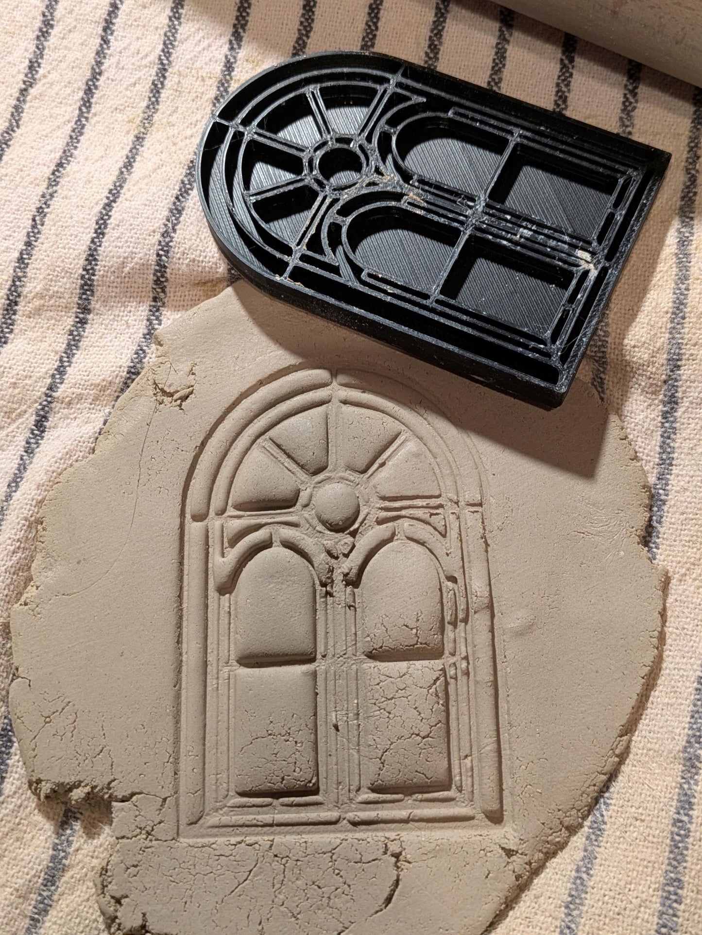 Mansion Stamps – tyylikkäitä arkkitehtonisia vaikutelmia savelle ja käsitöille