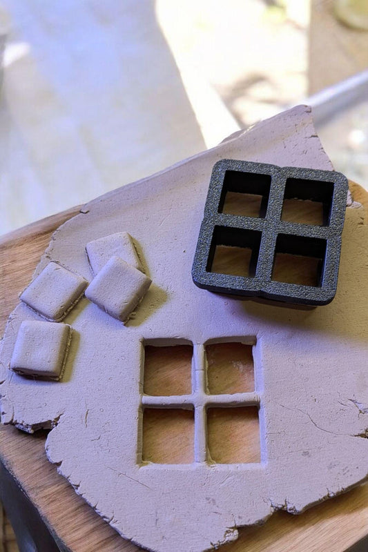 Ikkunaleikkuri – neliönmuotoinen ruudukko