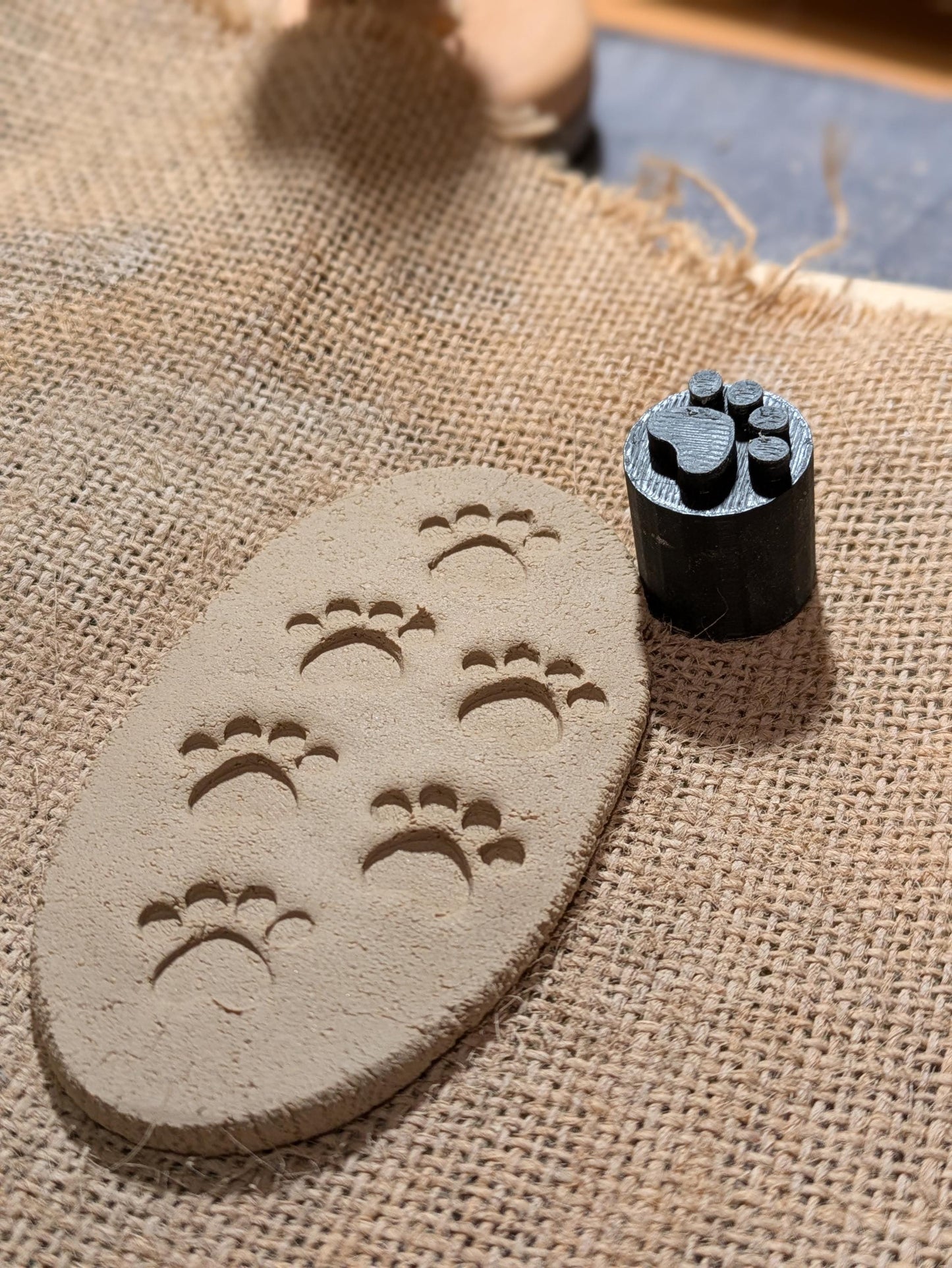 Eläinten jäljet – leimasinsarja keramiikkaa varten