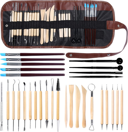 30-osainen savityökalusetti puukahvoilla ja teräspäillä, mukana säilytyslaukku