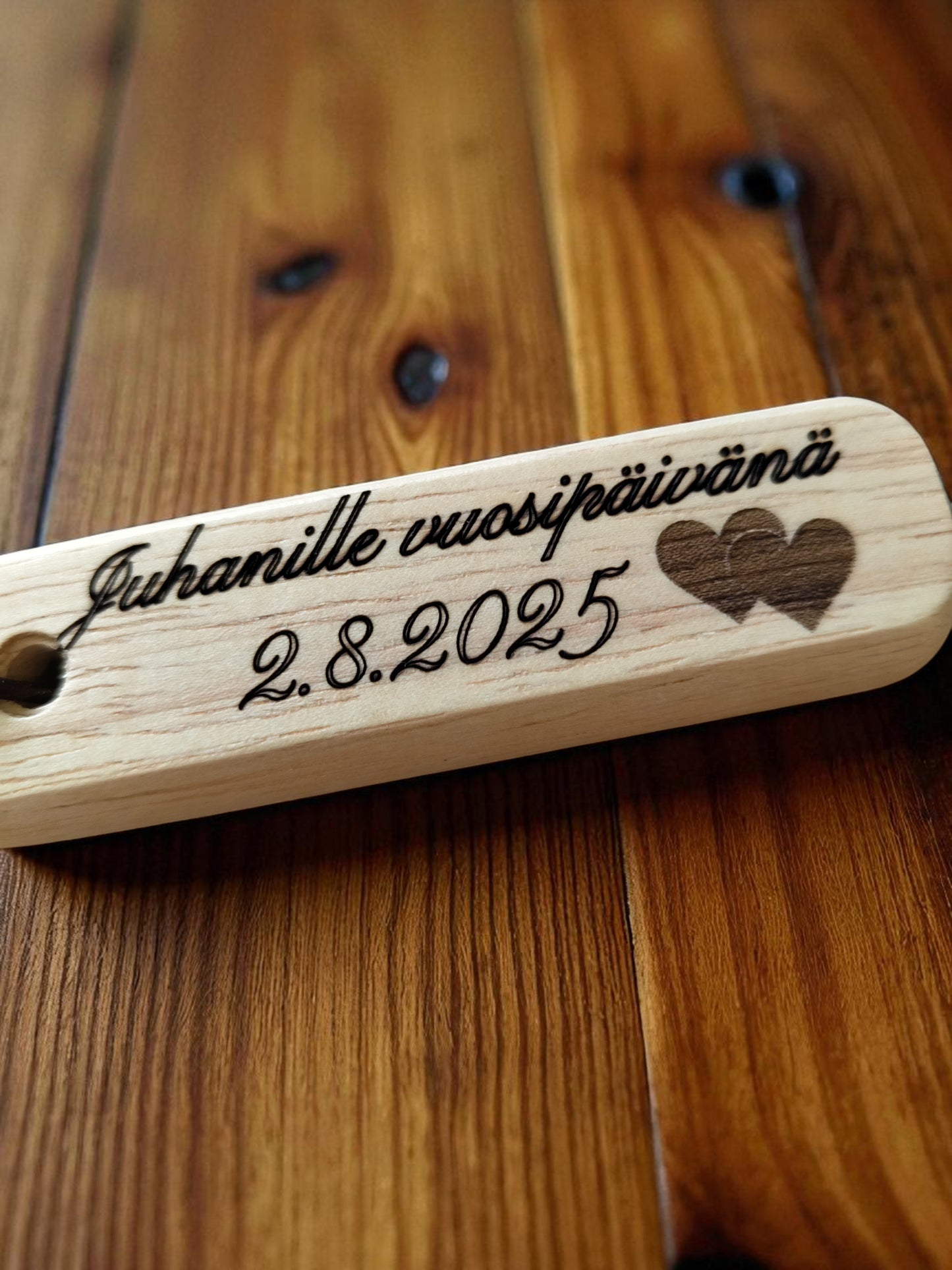 Personoitava puinen pullonavaaja – kaiverrettava kahva | 14 cm