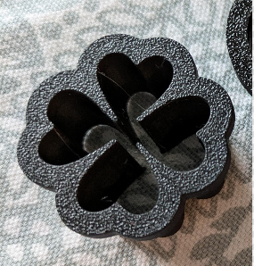 Kasviaiheiset muottileikkurit – Apila ja Peruskukka