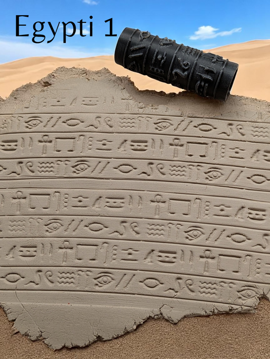 Egypti-sarjan kaulimet – mystiikkaa savipintaan