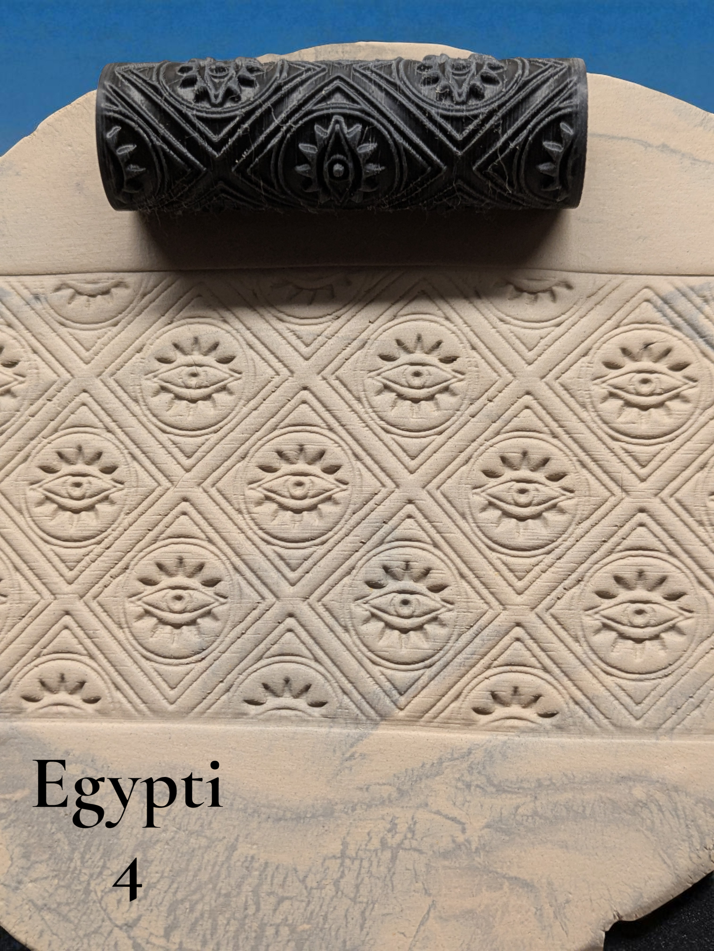 Egypti-sarjan kaulimet – mystiikkaa savipintaan