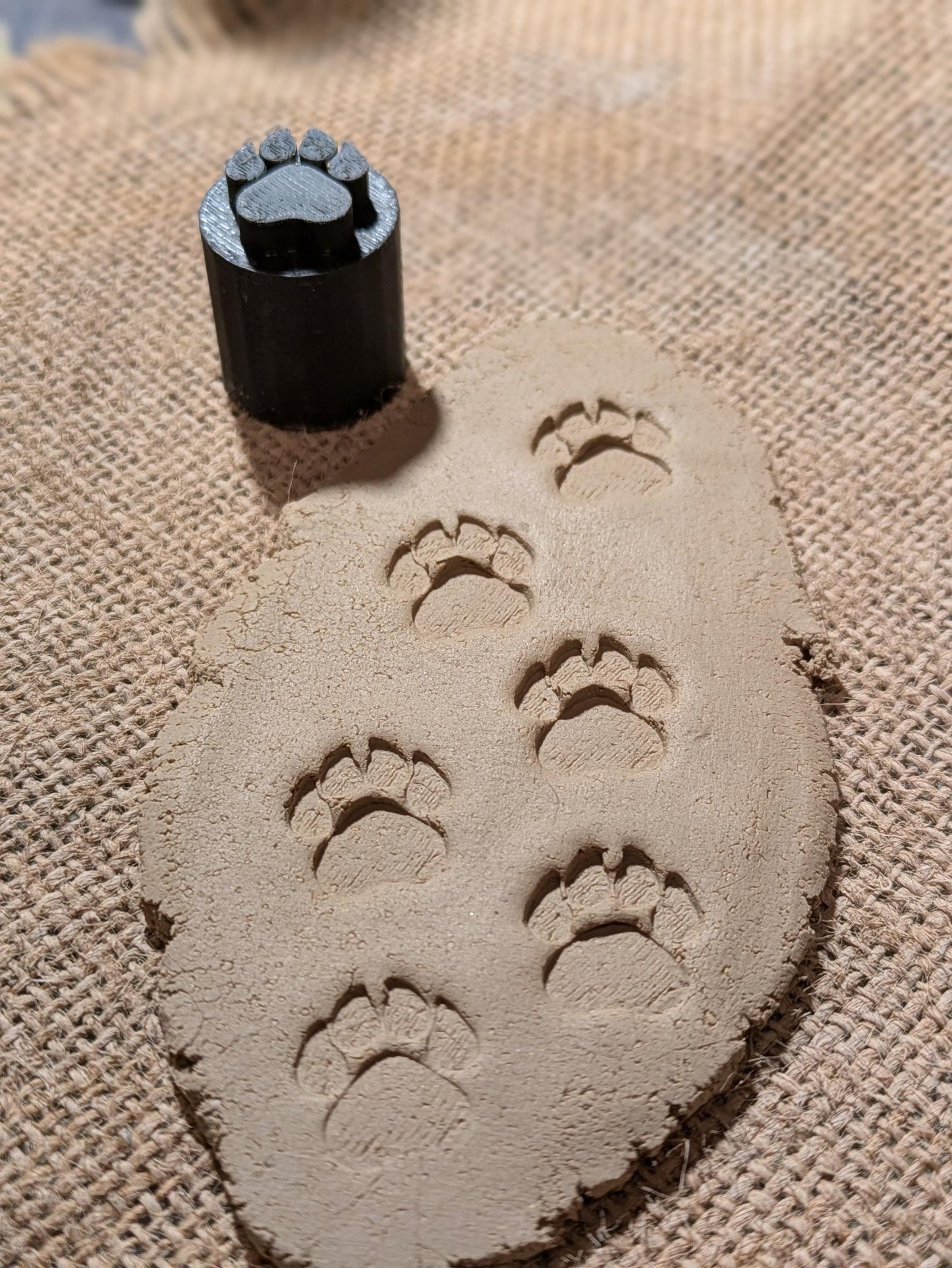 Eläinten jäljet – leimasinsarja keramiikkaa varten