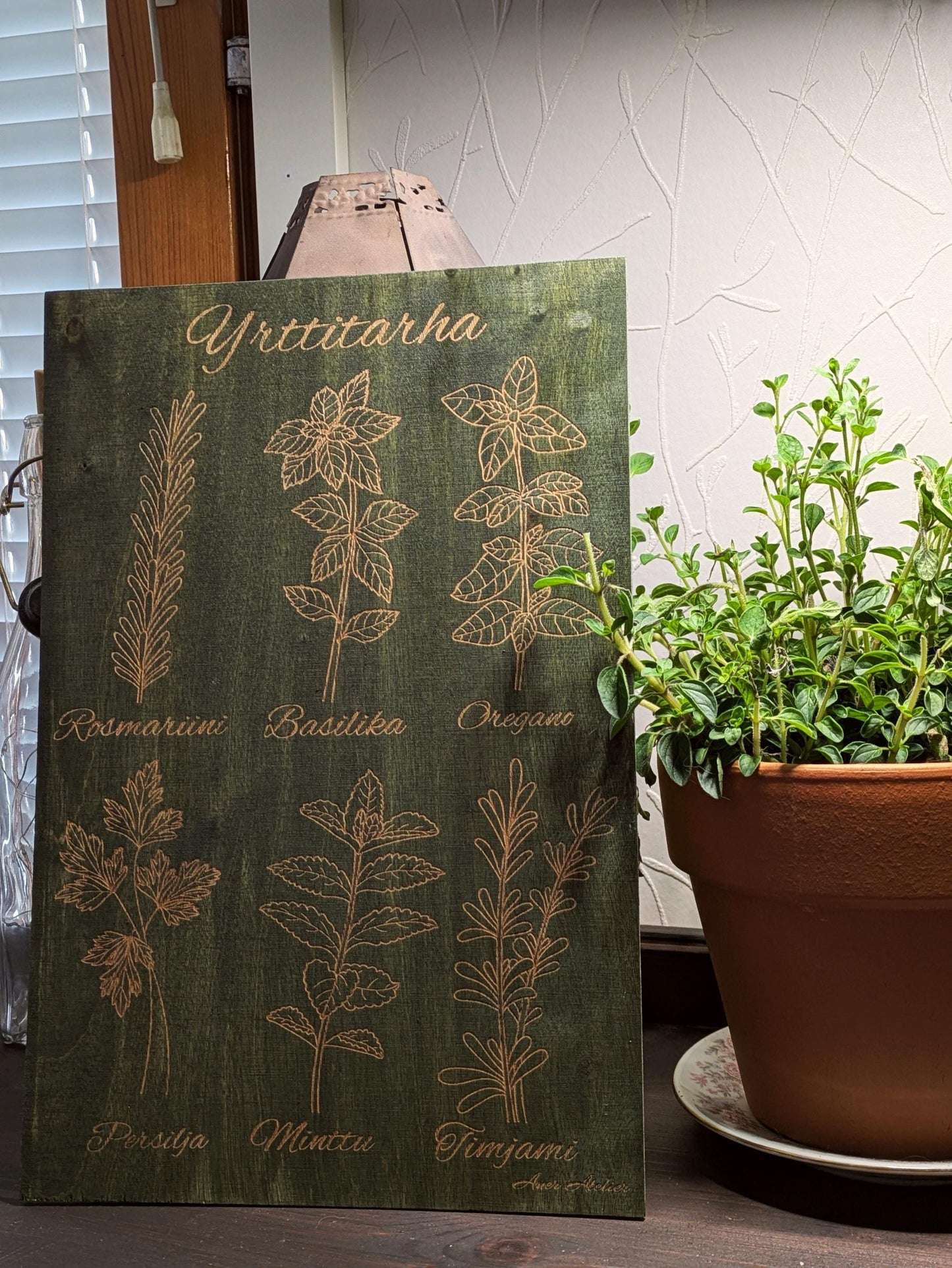 Laserkaiverrettu yrttipuutarha puinen kyltti | Sisä- ja ulkokäyttöön