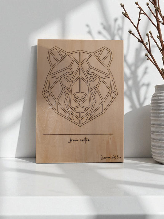 Geometrinen karhun muotokuva – koivuvaneri A4