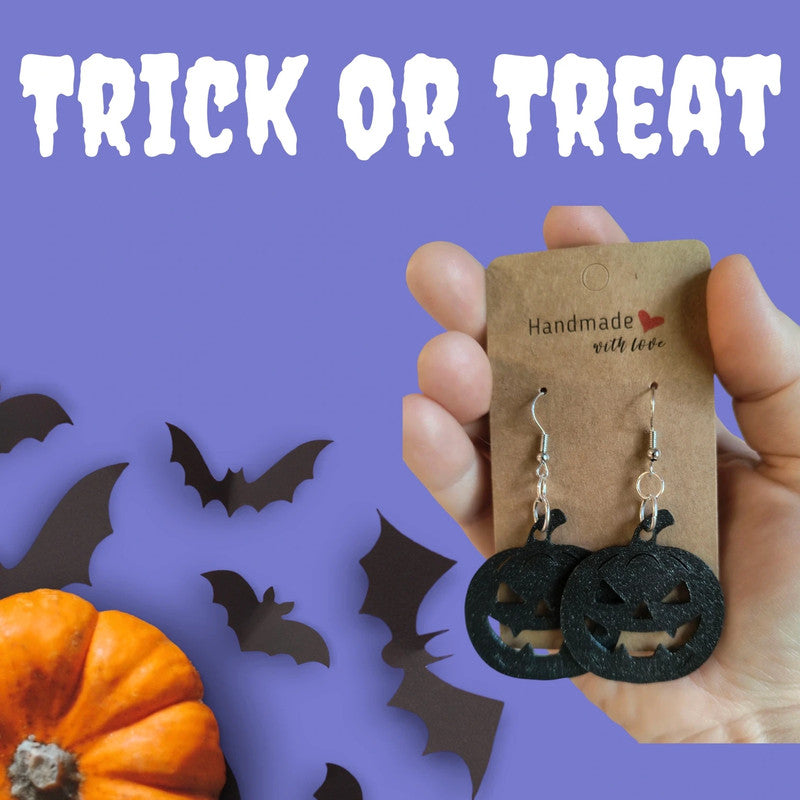 Halloween-korvakorut – Kissa, pentagrammi, hämähäkki, hämähäkinverkko, lepakko tai kurpitsa!