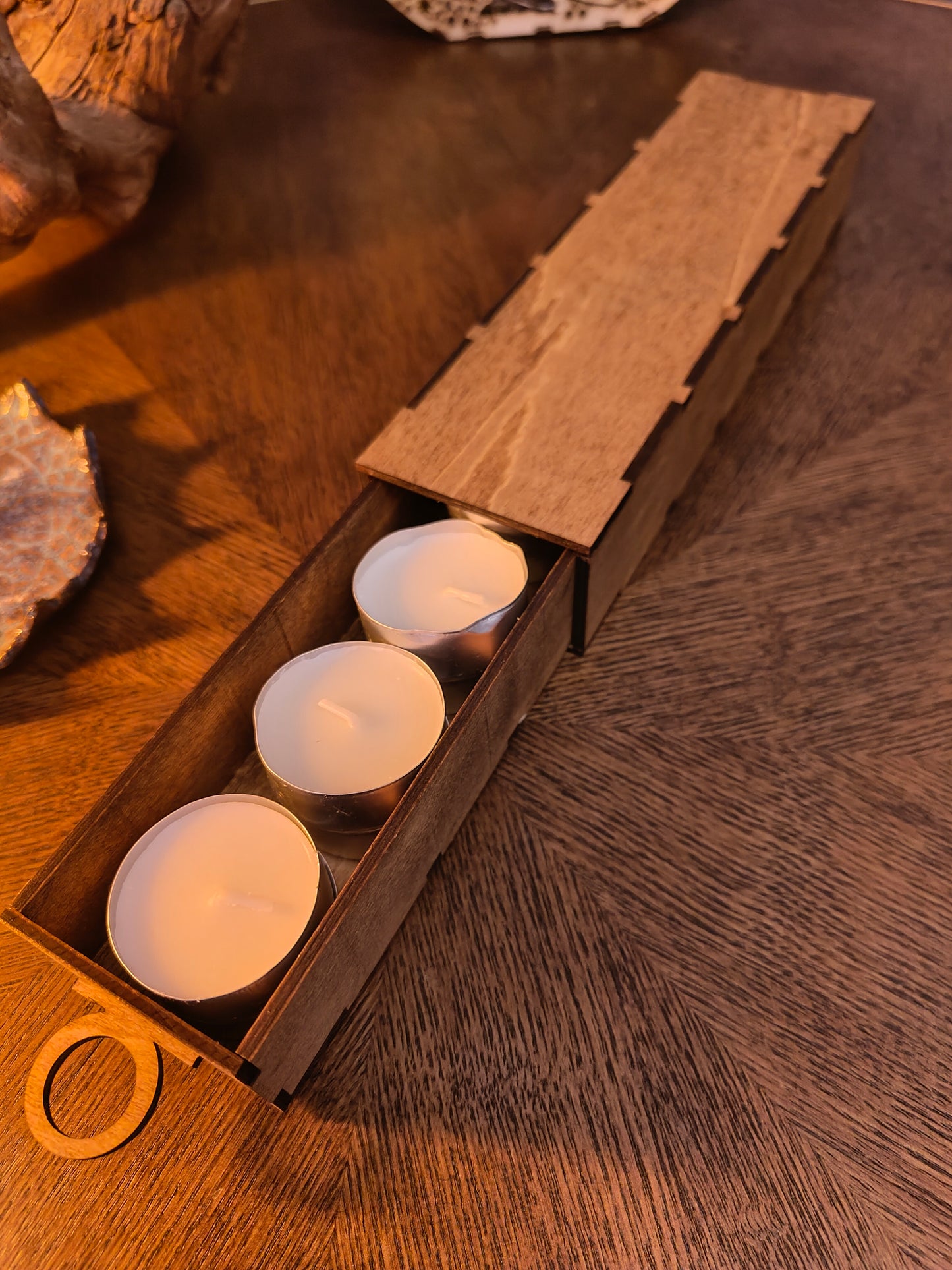 Christmas Gift Set – Handmade Birch Plywood Box & Candy Cinnamon Incense