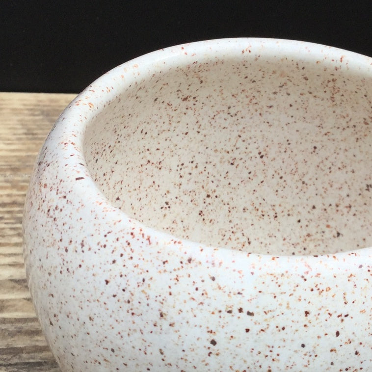 *Korkea poltto* Botz Stoneware: 9886 Cream Speckle (200 ml)