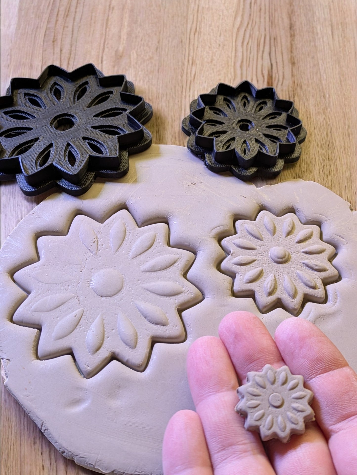 🌸 Bloom Imprint Cutter Set – 2-osainen kukkamuoto
