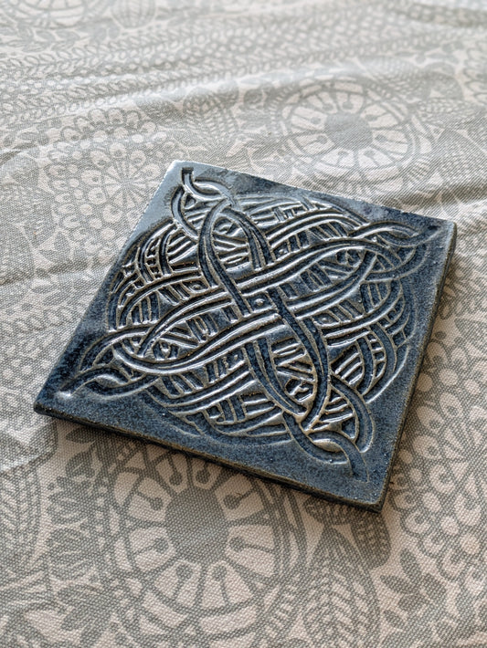 Celtic Knot ceramic trivet handmade in Finland, Aquamarine glaze