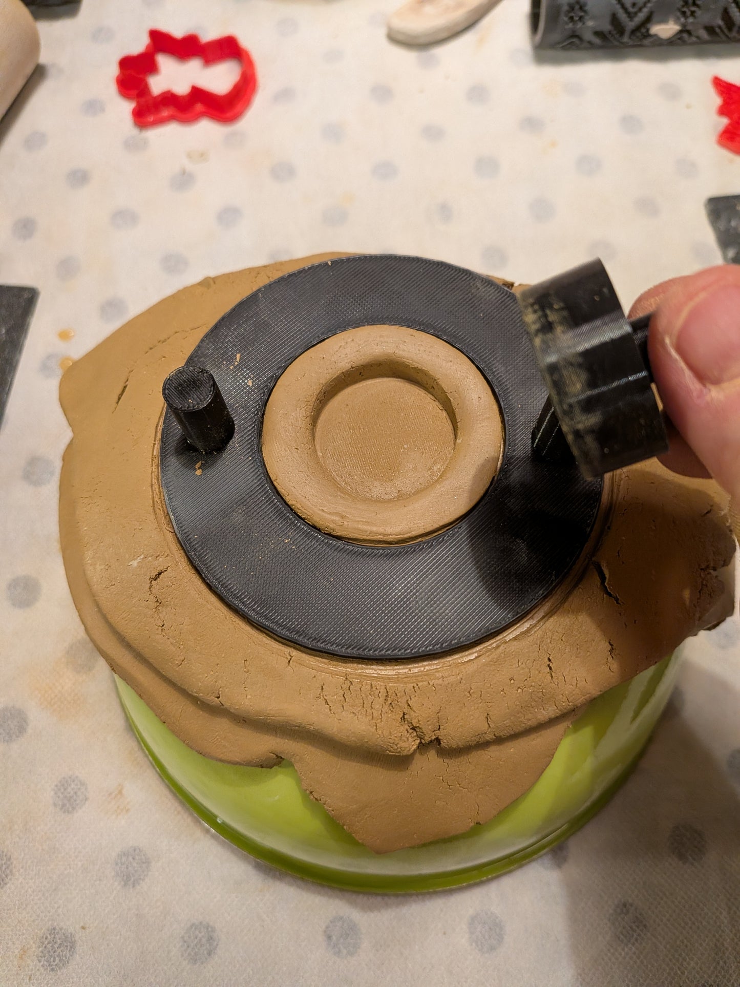 Pohjarenkaiden painotyökalu – 3D-tulostettu savityökalu