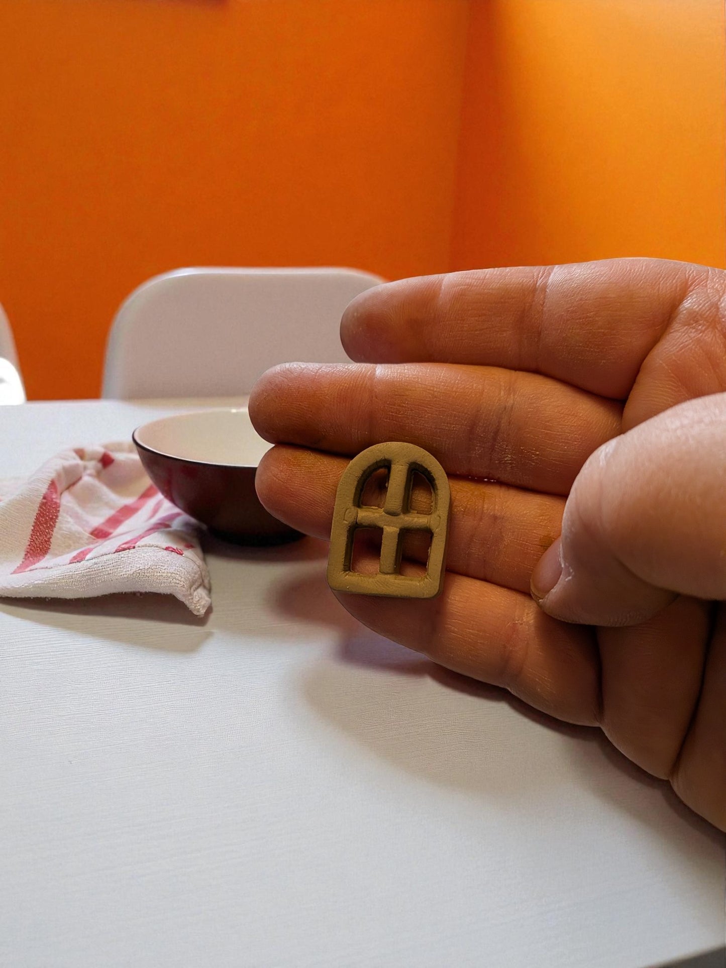 Ikkunaleikkuri ja -leimasin – pyöristetty malli