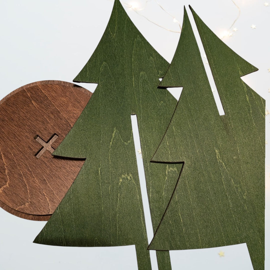 Vihreä koivuvanerista valmistettu pöytäkuusi