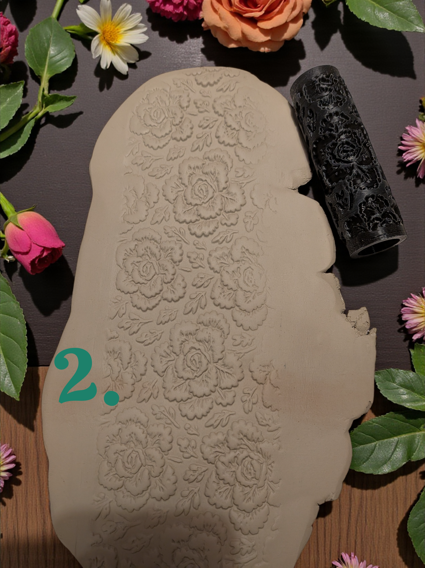 Kesäkukat kuviokaulinkokoelma