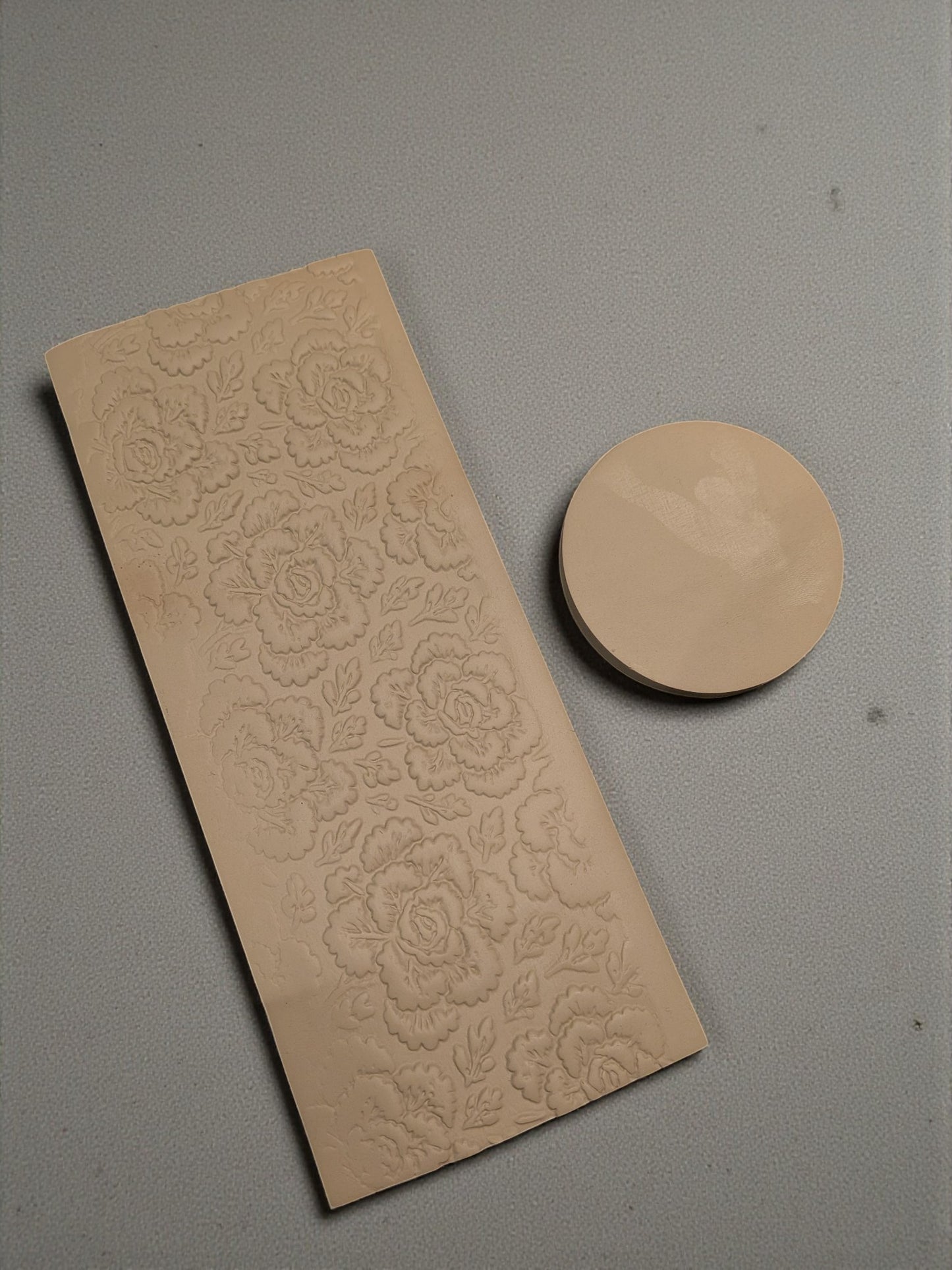 3D-tulostettu savileikkurisetti mukien ja pienten vaasien käsin rakentamiseen