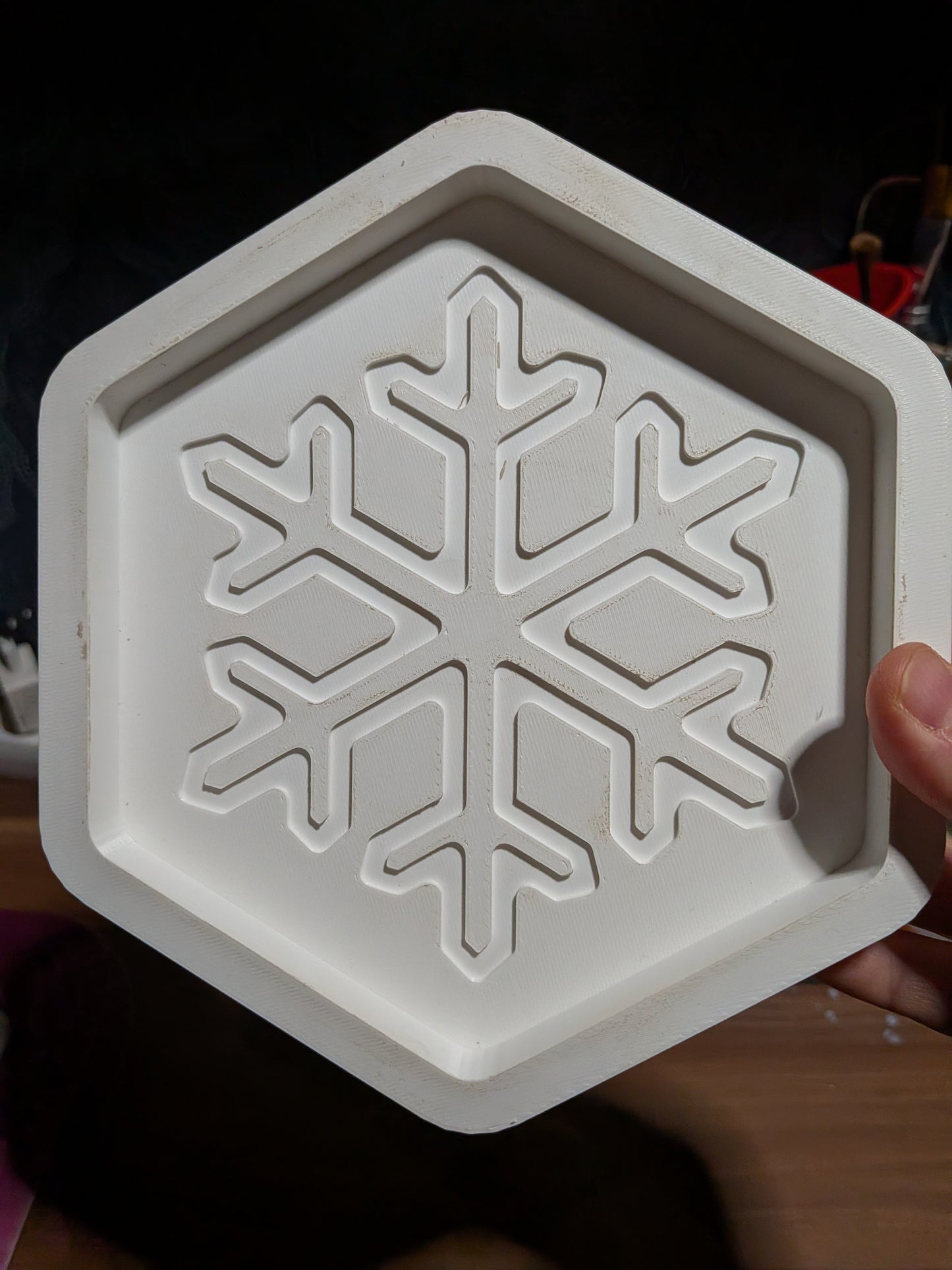 Kuusikulmainen savimuotti lumihiutalekuviolla (muotti ja leikkuri myydään erikseen)