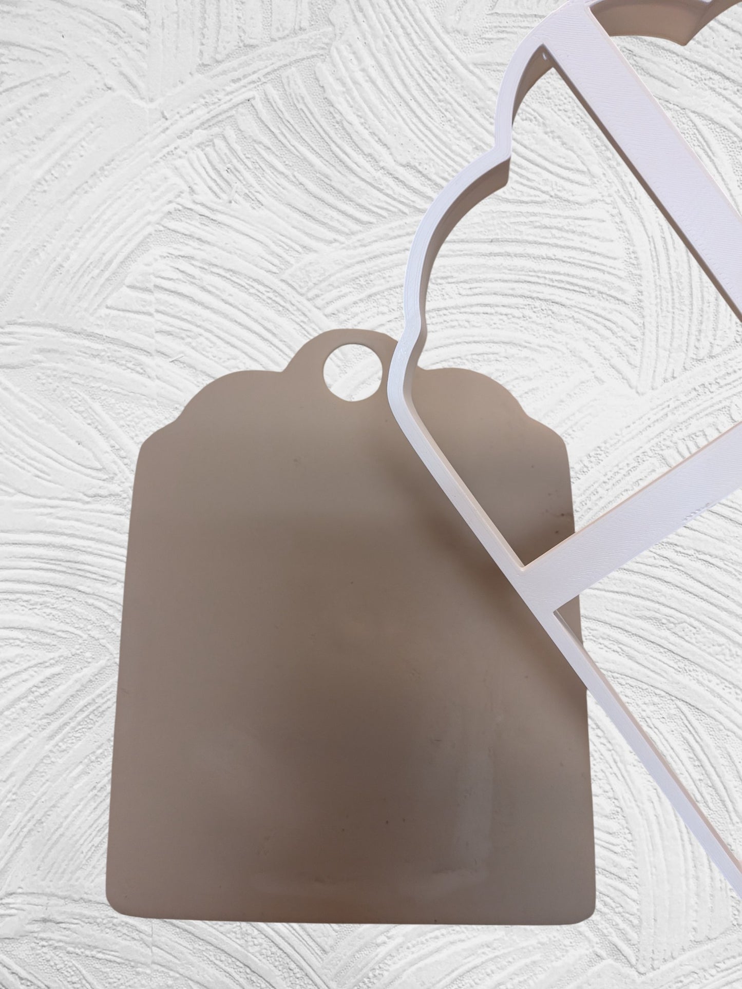 Decorated trivet cutter