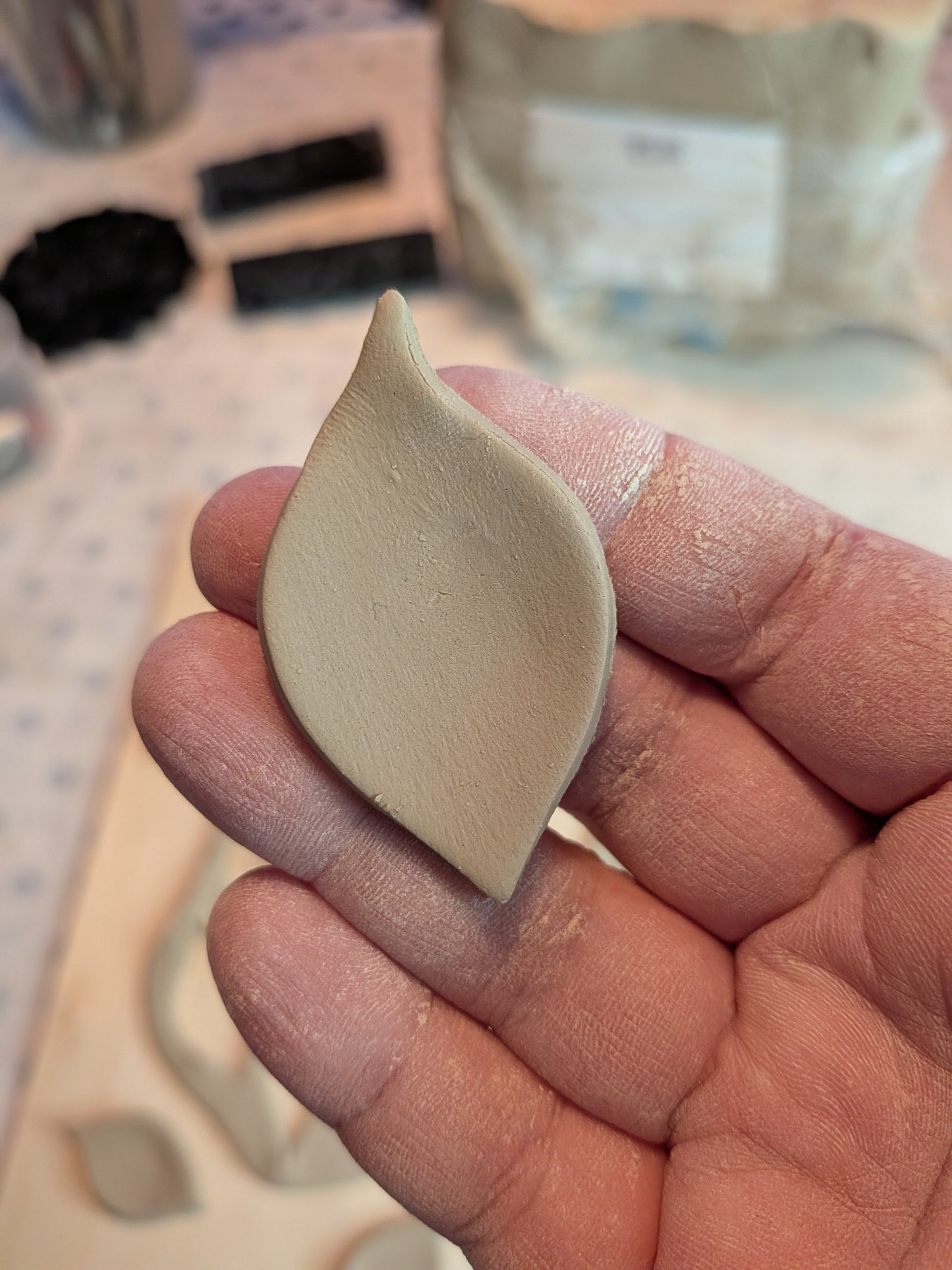 Petal/leaf cutter - different sizes