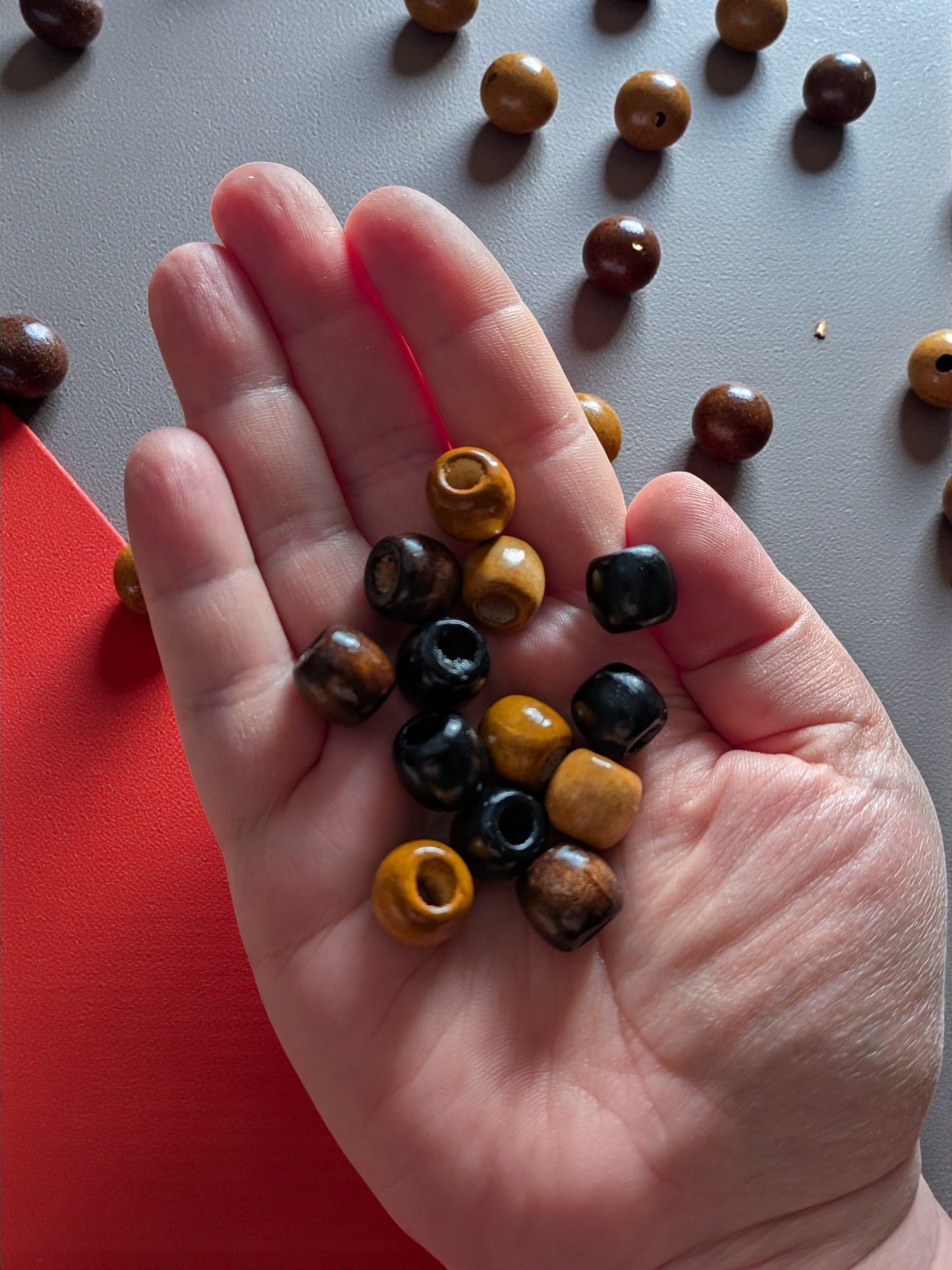 Wooden Beads – 40 pcs | Large‑Hole Oval Beads for DIY Crafts (12 × 11 mm)