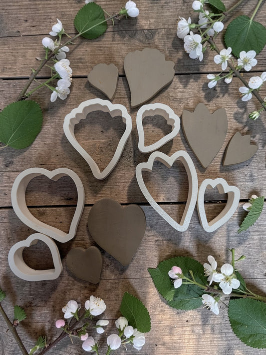 Flower Petal Cutter Set – 3 Designs, 2 Sizes Each
