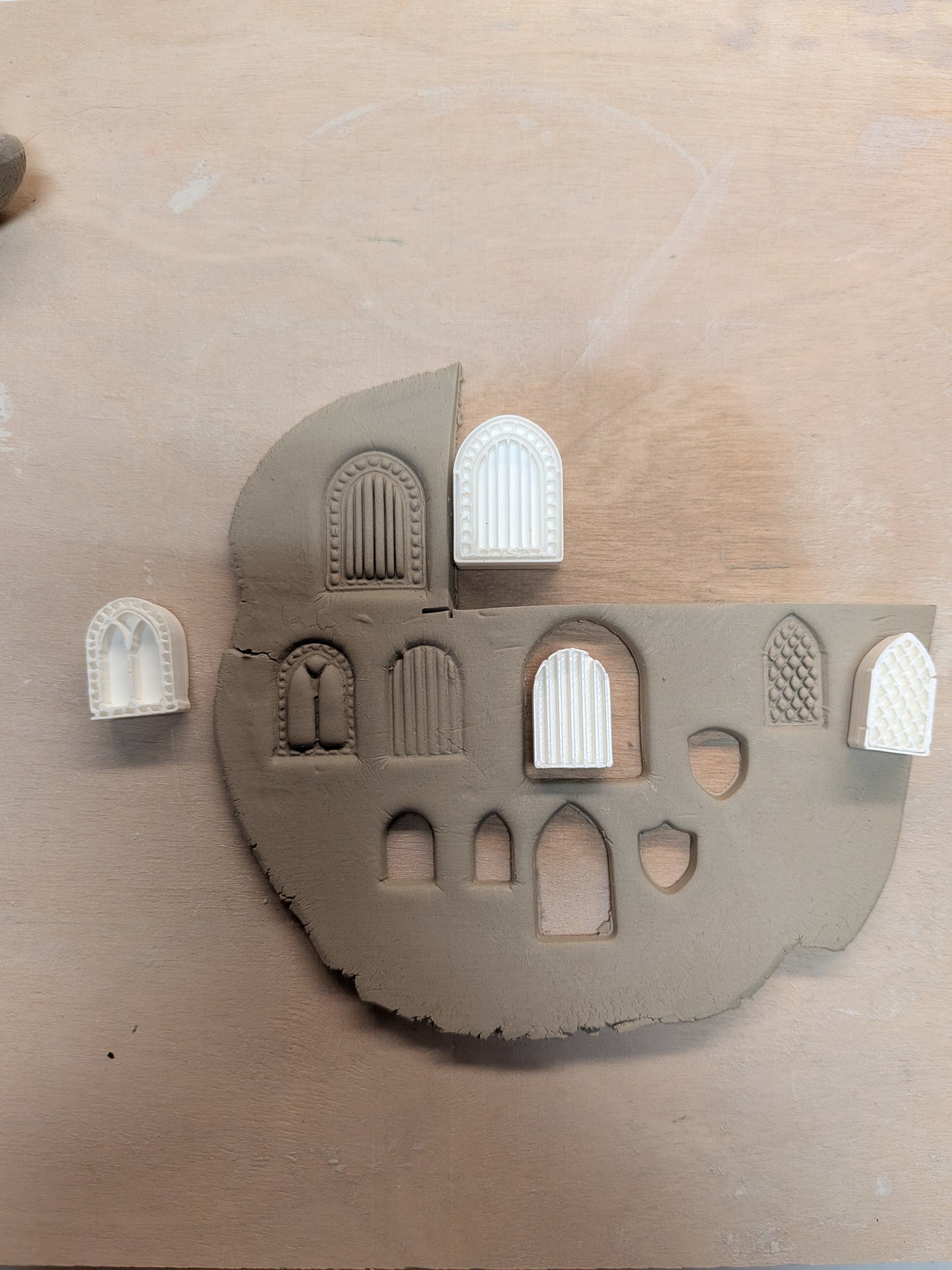 Castle Building Miniature Set - doors, windows and shields