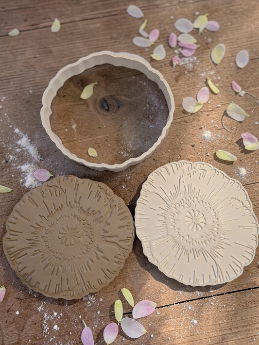 Poppy – Cutter + Stamp Set