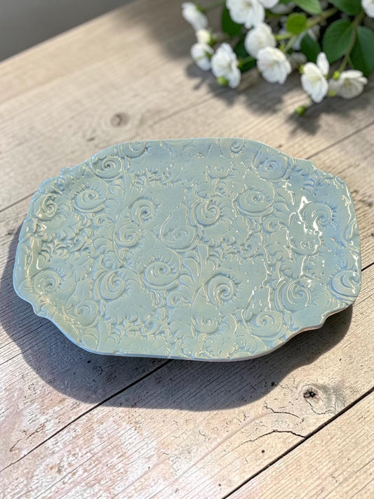 Pieni keraaminen tarjotin – käsintehty koristealusta, n. 20 x 14 cm