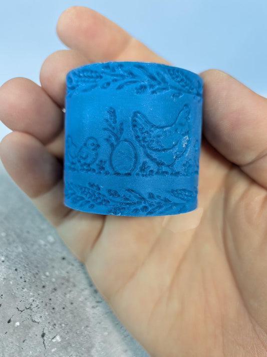 Hen & Chick Pattern Roller – Spring Texture Roller for Clay