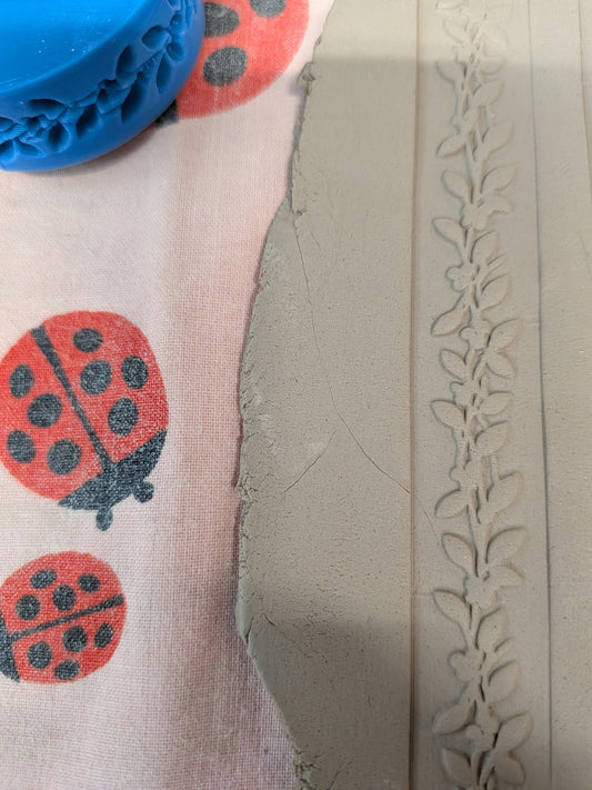 Leaves & Berries Border Texture Roller for Clay