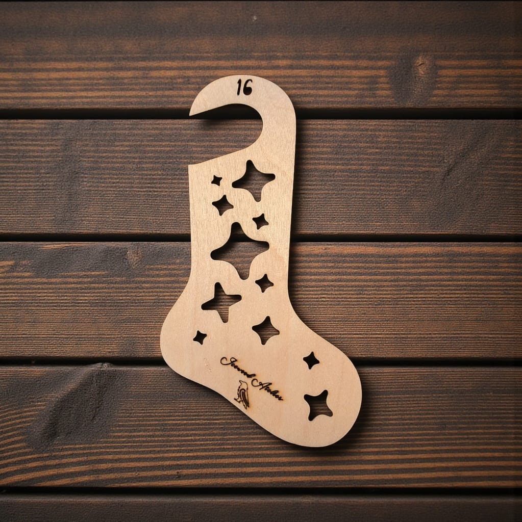 Puinen sukkaplokki – koko 16, suomalaisesta koivuvanerista, myydään yksittäin