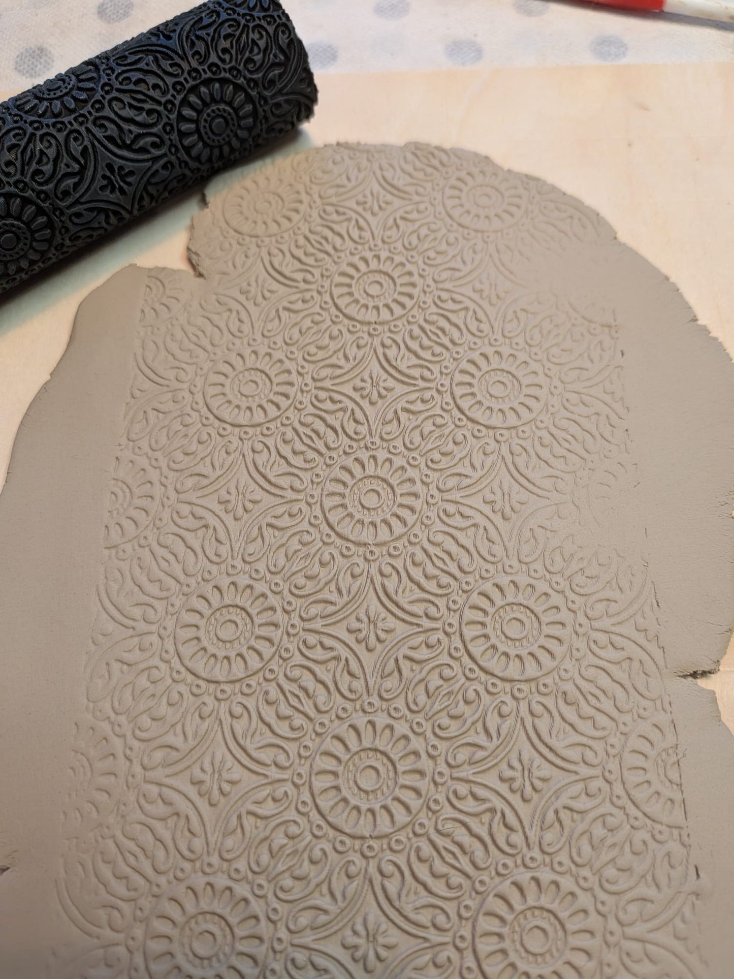 Ornate Bloom kuviokaulin