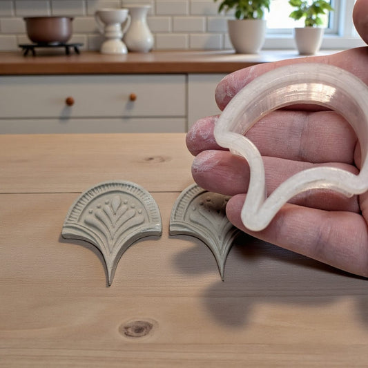 Damask cutter