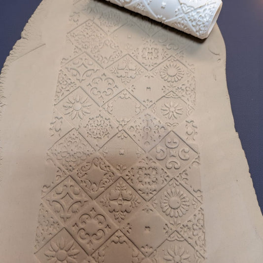 Tiles pattern roller