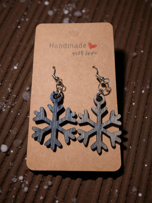Snowflake Earrings – Finnish Birch Wood