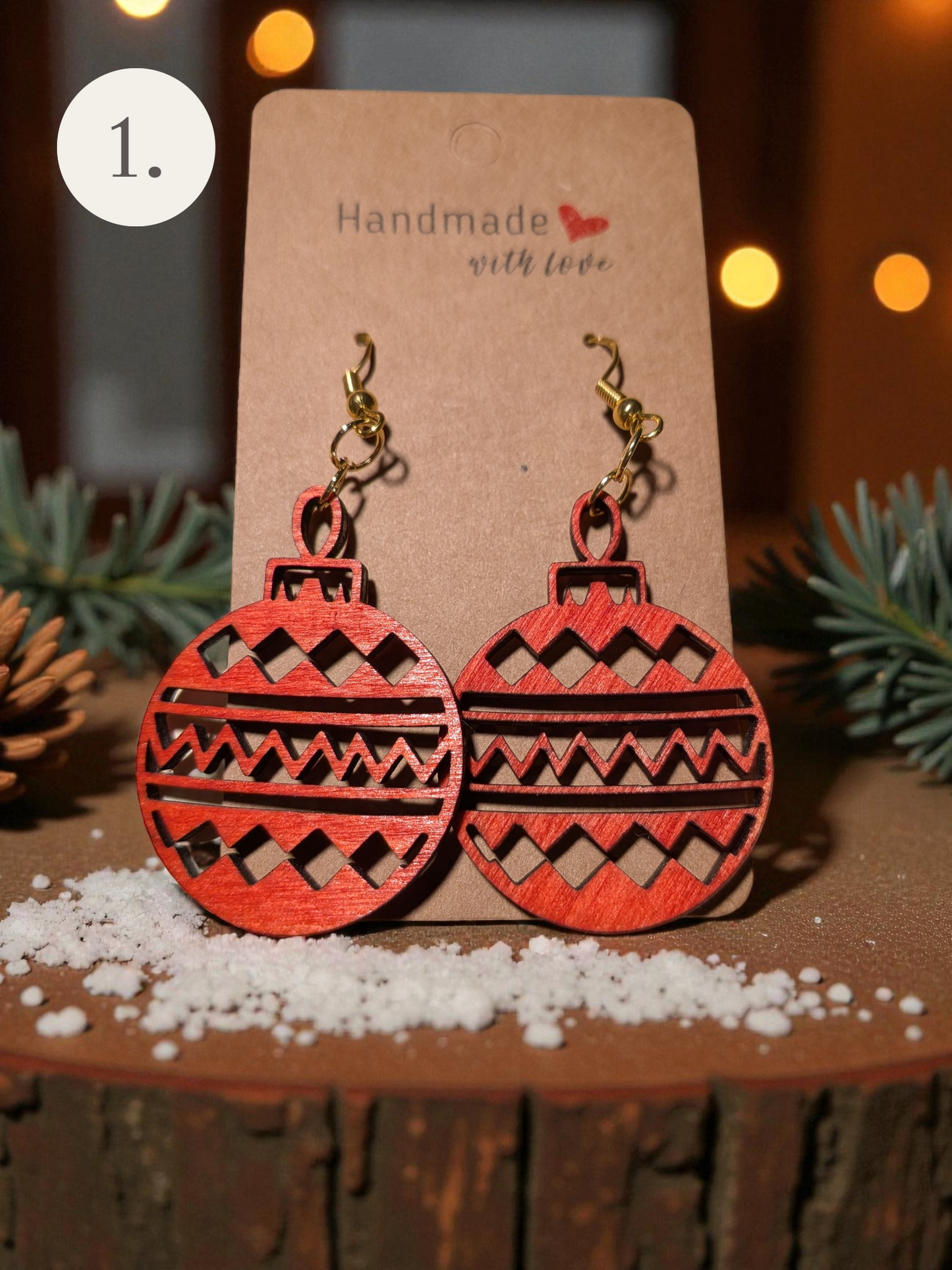 Joulupallokorvakorut – suomalainen koivuvaneri