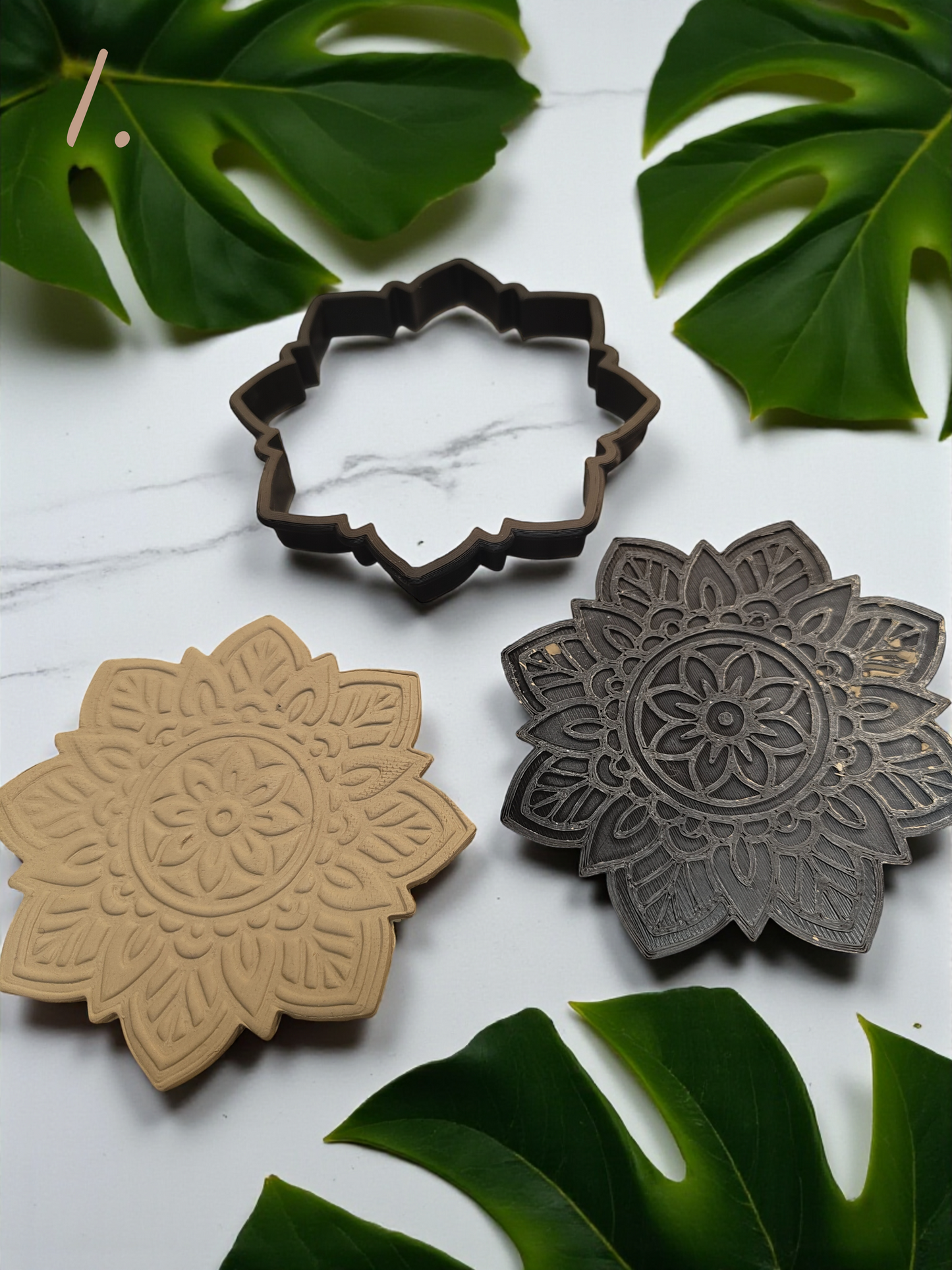 Mandala-leimasinleikkuri