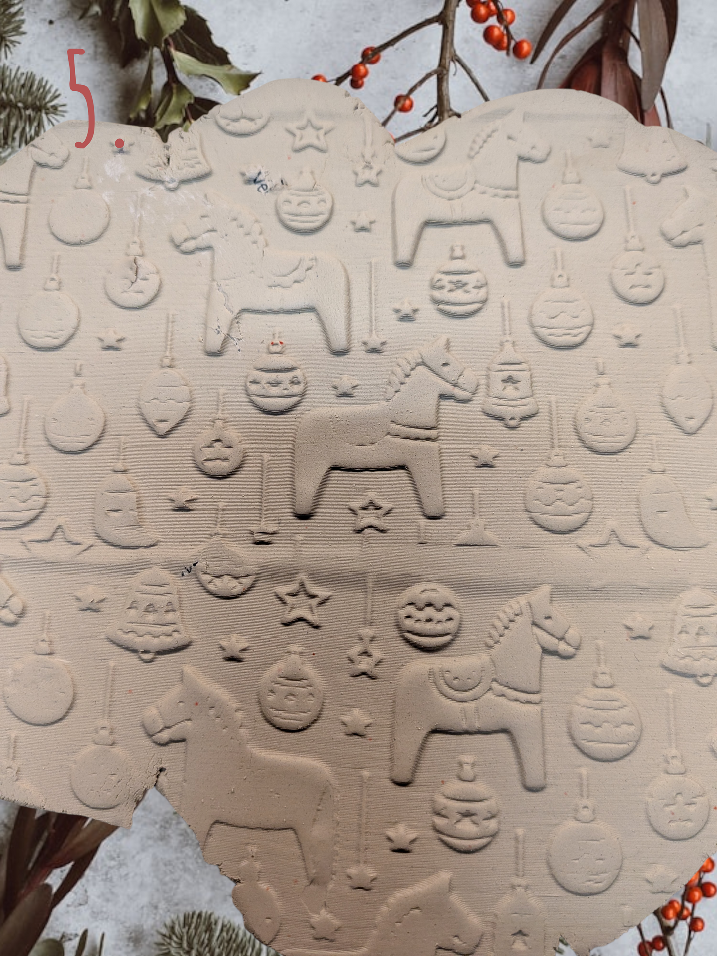 Jouluiset kuviokaulimet keramiikkaan ja polymeerisavitöihin